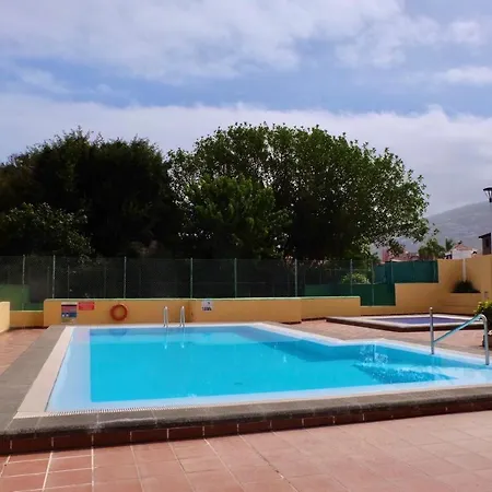 Apartment El Roble *